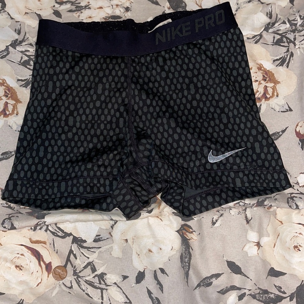 Nike short
